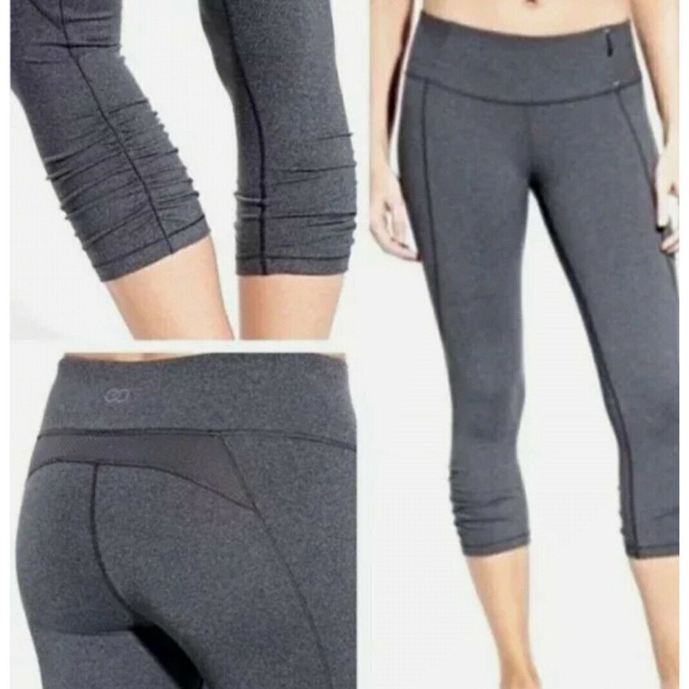 Calia Sz Small Carrie Underwood Athletic Capri Leggings Gray Ruched Legs EUC